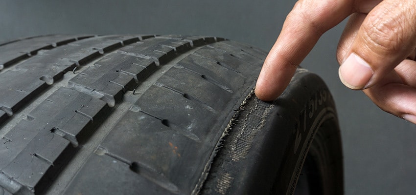 ¿Por qué tus llantas se desgastan de forma desigual?